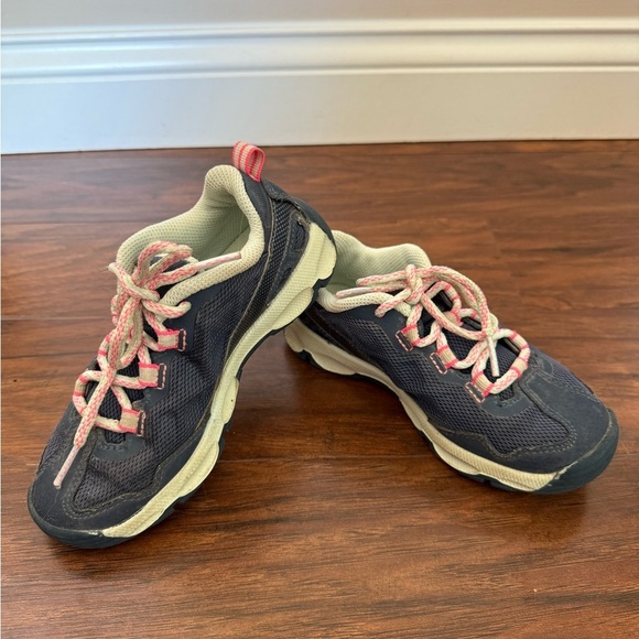 Merrell Chameleon Navy and Pink Low Hiking Shoes-Size 12 - Picture 5 of 13